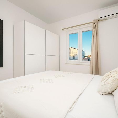 Apartments Tomić Vodice Zewnętrze zdjęcie