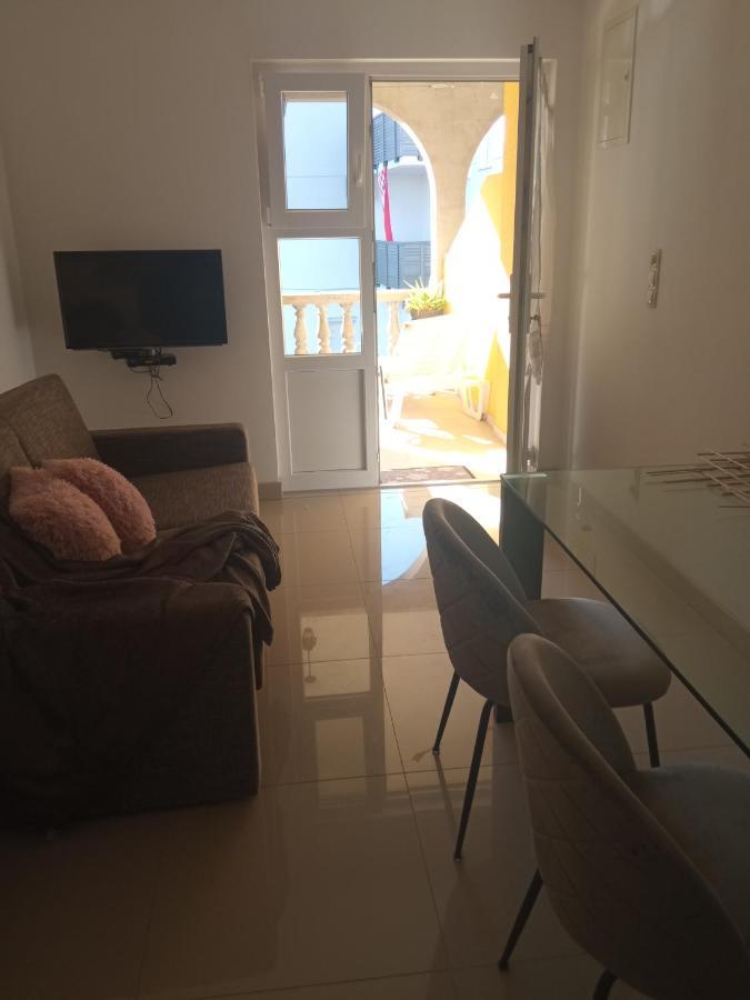 Apartments Tomić Vodice Zewnętrze zdjęcie